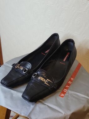 Prada Black Leather Square Toe Loafer Flats — US 8 — Silver Buckle - With Bag